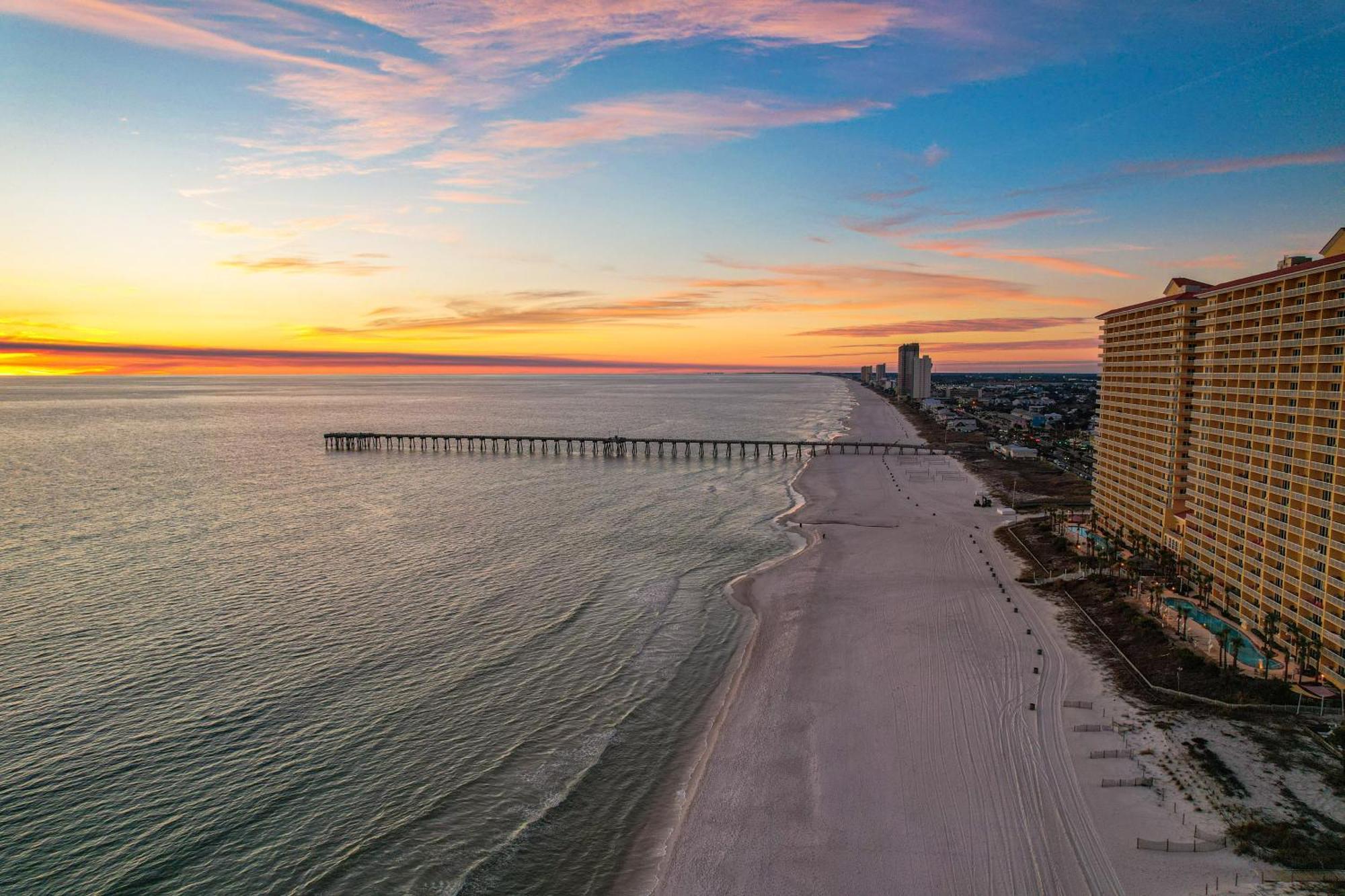 Calypso 2-1009 Beautiful Ocean Views With Front Balcony! *